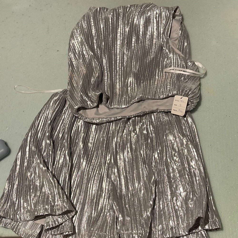 Top and short set